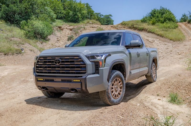 Большой пикап Toyota Tundra обзавёлся внедорожной версией Trailhunter
