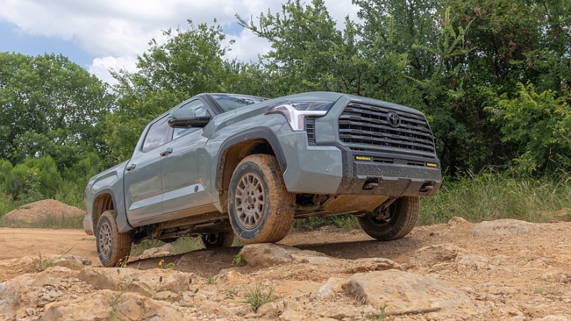 Большой пикап Toyota Tundra обзавёлся внедорожной версией Trailhunter