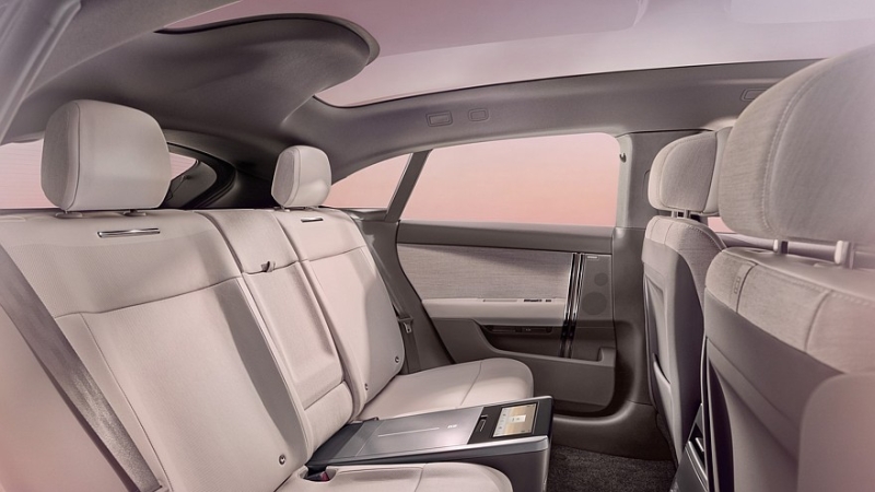 Range Rover GT вместо нового Velar: электрический кросс-лифтбек с гламурным салоном